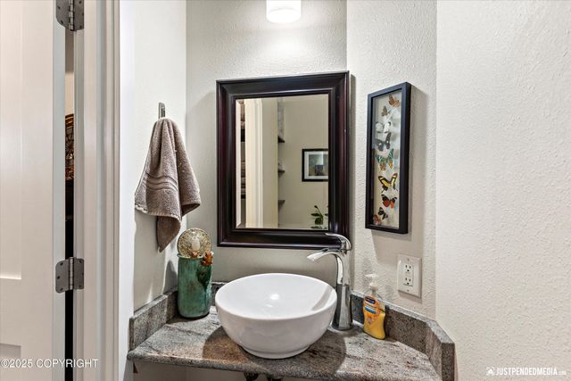 3872 N Charley Drive, Wasilla, AK 99654