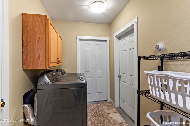 3872 N Charley Drive, Wasilla, AK 99654