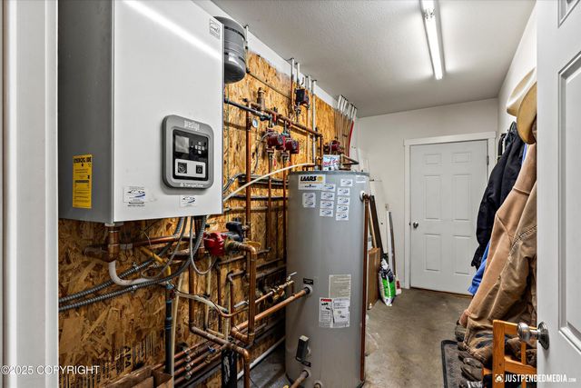 3872 N Charley Drive, Wasilla, AK 99654