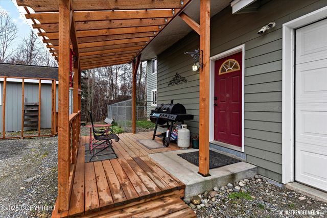 3872 N Charley Drive, Wasilla, AK 99654