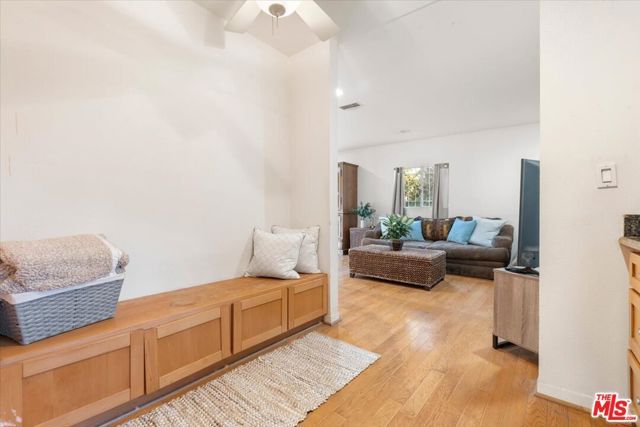 2548 Casitas Avenue, Altadena, CA 91001