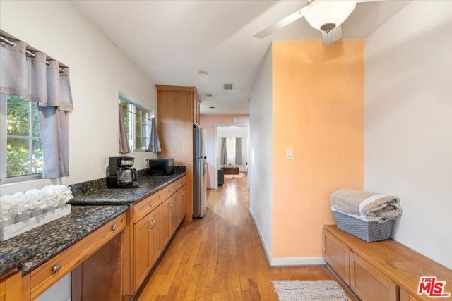 2548 Casitas Avenue, Altadena, CA 91001