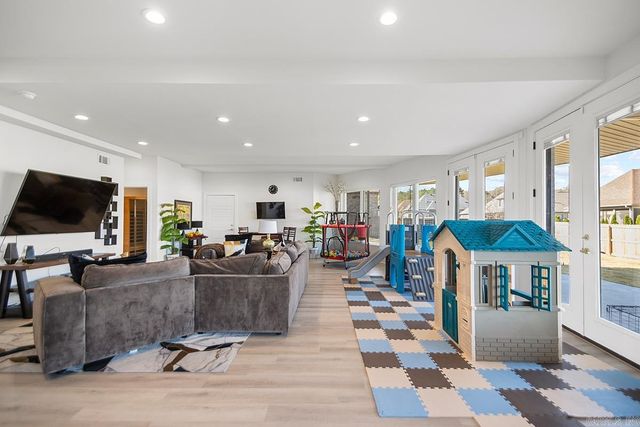 6560 Westminster, Benton, AR 72019