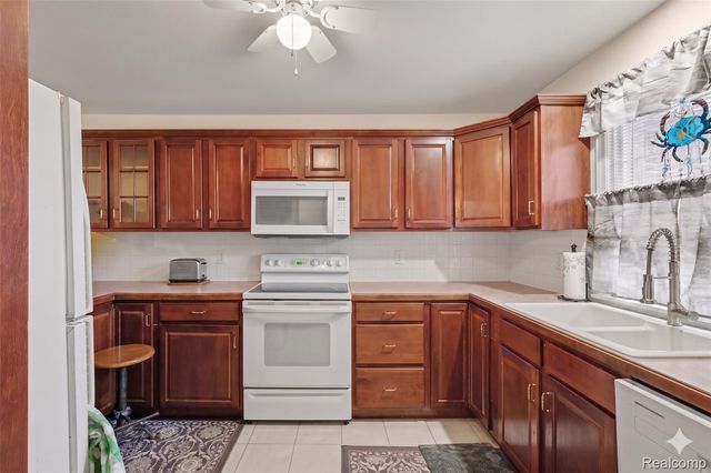 2053 Golfcrest Drive, Davison Township, MI 48423