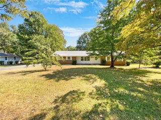 4591 Woodward SW Road, Mableton, GA 30126