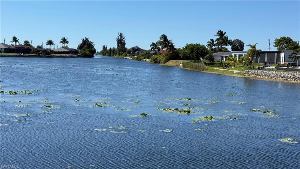 824 NE 6th AVE, CAPE CORAL, FL 33909 — exterior