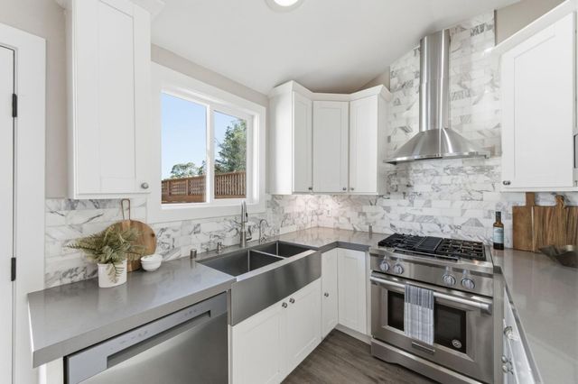 1515 Ridge Road, Belmont, CA 94002