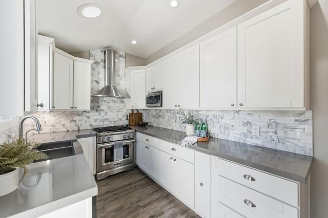 1515 Ridge Road, Belmont, CA 94002