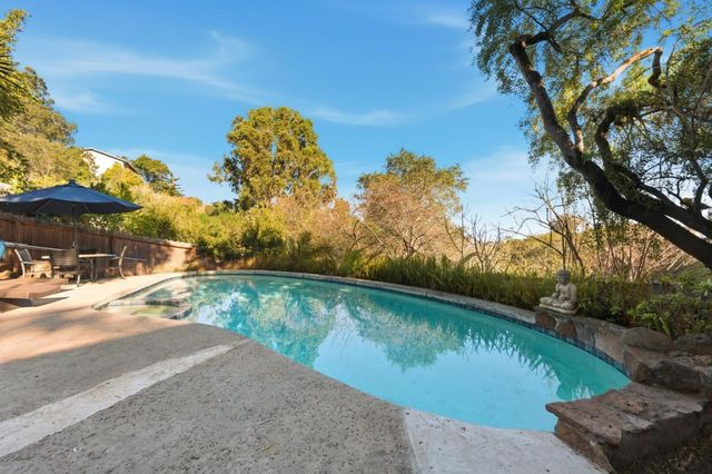 1515 Ridge Road, Belmont, CA 94002