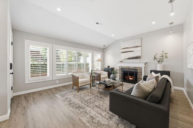 1515 Ridge Road, Belmont, CA 94002