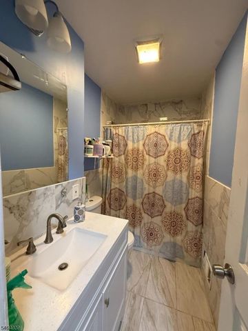 53 Curtis Ave, Piscataway Twp., NJ 08854