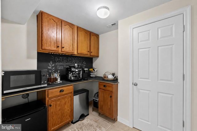 70 GREENHILL LN, Fredericksburg, VA 22405