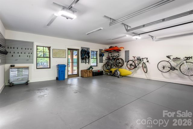 25 Rantis Lane, Black Mountain, NC 28711