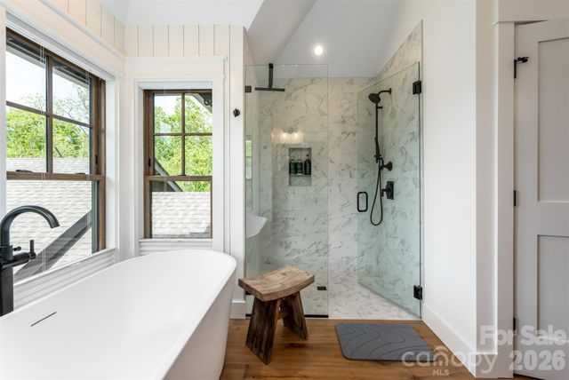 25 Rantis Lane, Black Mountain, NC 28711