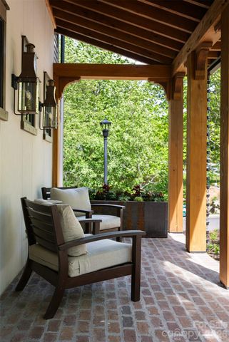 25 Rantis Lane, Black Mountain, NC 28711