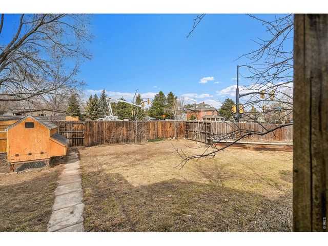 1850 Iris Ave, Boulder, CO 80304