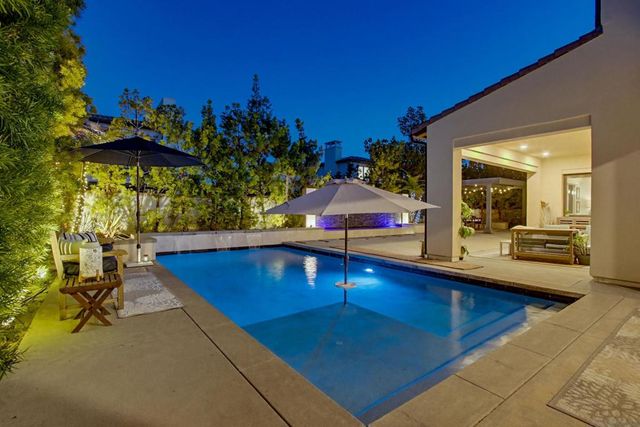 6431 Meadowbrush, San Diego, CA 92130