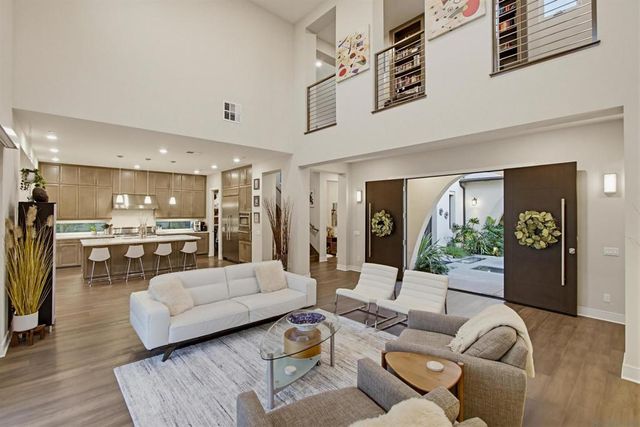 6431 Meadowbrush, San Diego, CA 92130