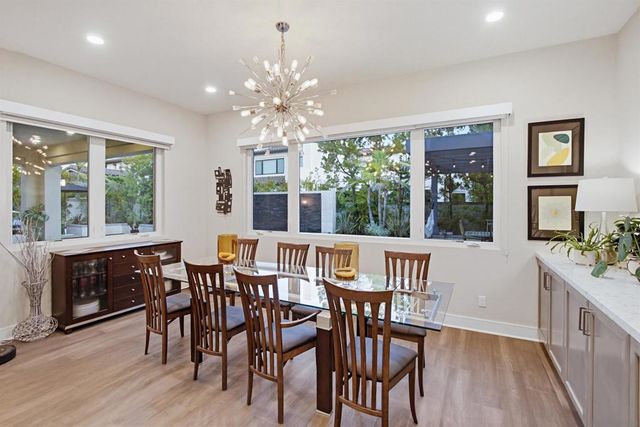 6431 Meadowbrush, San Diego, CA 92130