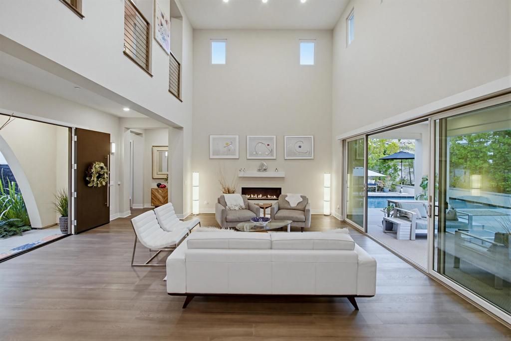 6431 Meadowbrush, San Diego, CA 92130