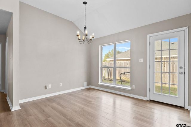 105 Oak St, Bullard, TX 75757