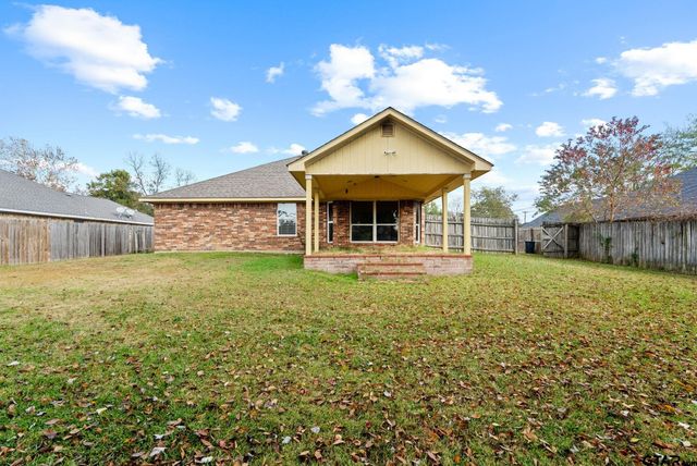 105 Oak St, Bullard, TX 75757