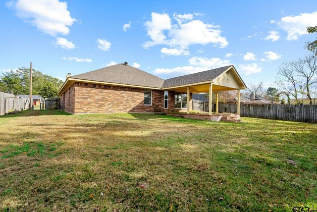 105 Oak St, Bullard, TX 75757
