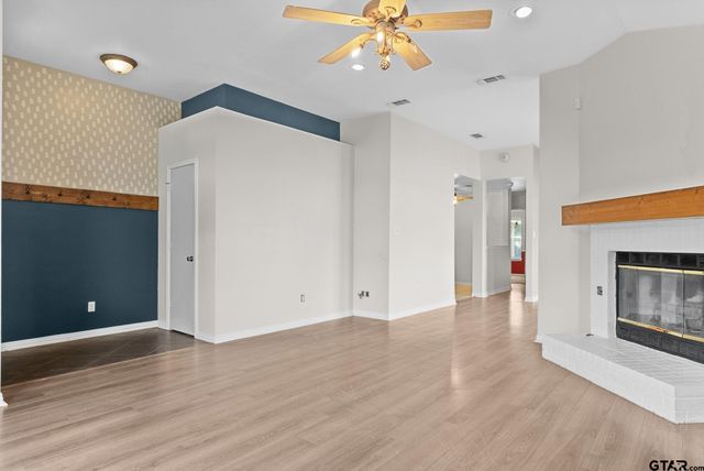 105 Oak St, Bullard, TX 75757