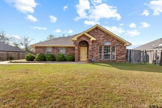 105 Oak St, Bullard, TX 75757
