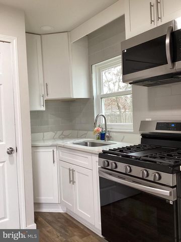 124 BAKER ST, Manassas Park, VA 20111