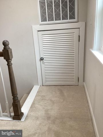 124 BAKER ST, Manassas Park, VA 20111