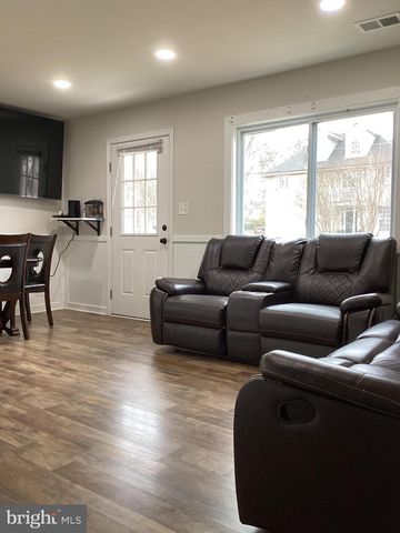 124 BAKER ST, Manassas Park, VA 20111