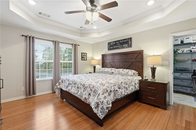 43 Autumn Court, Dover, AR 72837