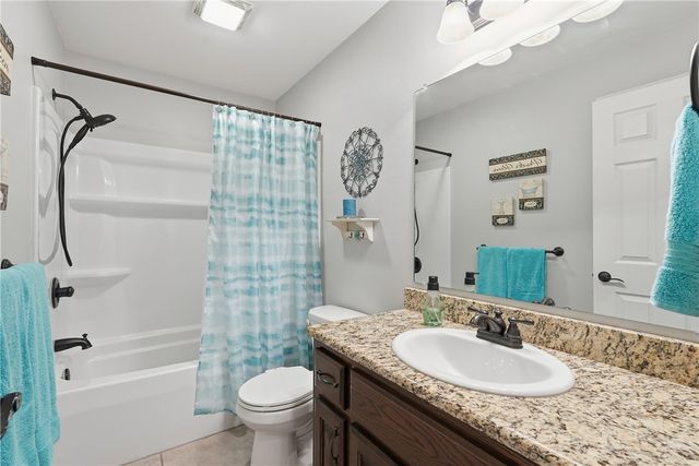 43 Autumn Court, Dover, AR 72837