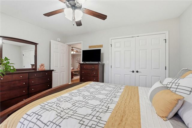 43 Autumn Court, Dover, AR 72837