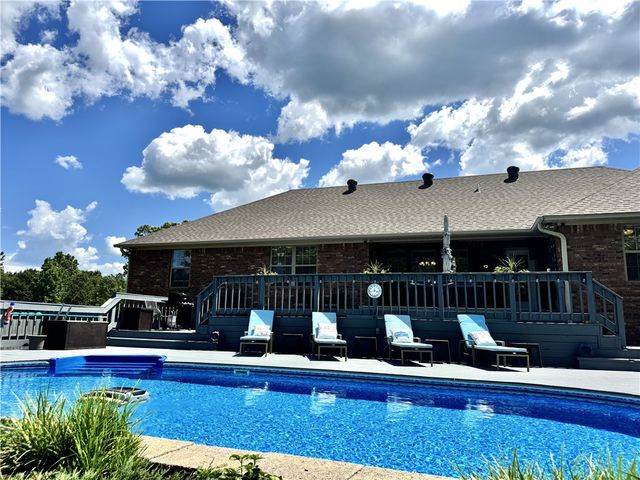 43 Autumn Court, Dover, AR 72837