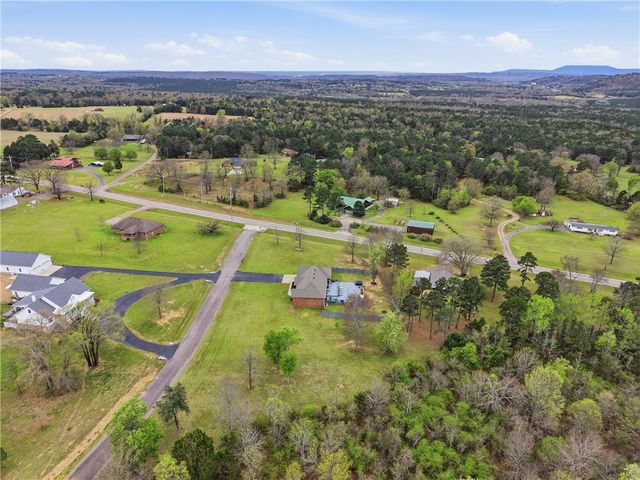 43 Autumn Court, Dover, AR 72837