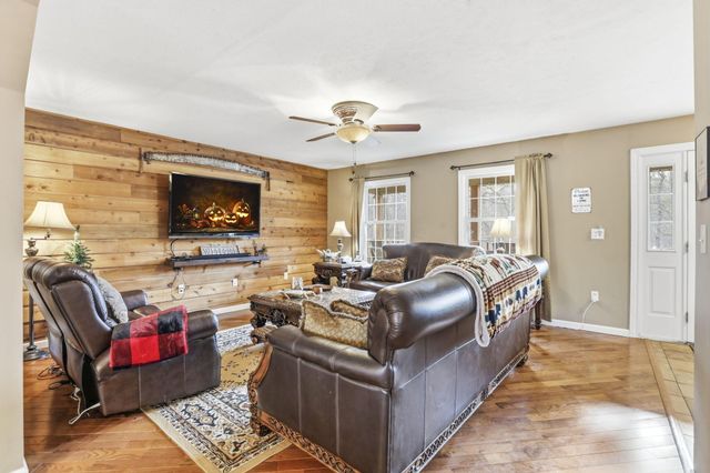 26500 Wildcat Hollow Road, Rockbridge, OH 43149