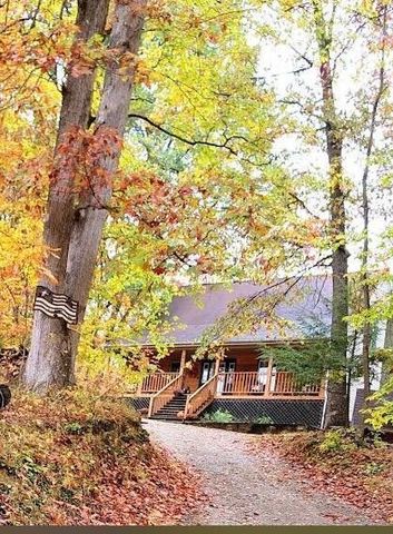 26500 Wildcat Hollow Road, Rockbridge, OH 43149