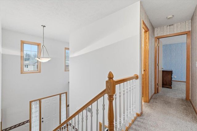 100 DODDS Circle, Council Bluffs, IA 51503