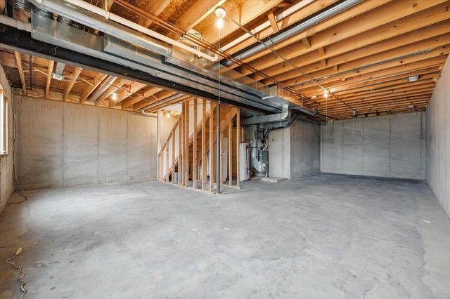 100 DODDS Circle, Council Bluffs, IA 51503