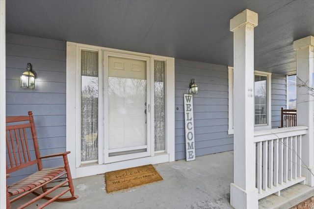 100 DODDS Circle, Council Bluffs, IA 51503