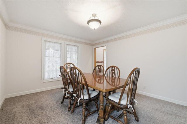 100 DODDS Circle, Council Bluffs, IA 51503