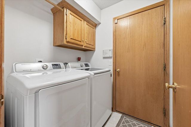 100 DODDS Circle, Council Bluffs, IA 51503