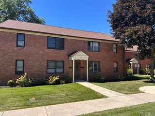 3901 Main St Street 8A, Amherst, NY 14226