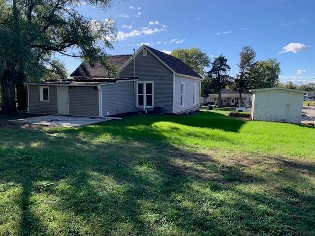 608 N Concord St, Minneapolis, KS 67467