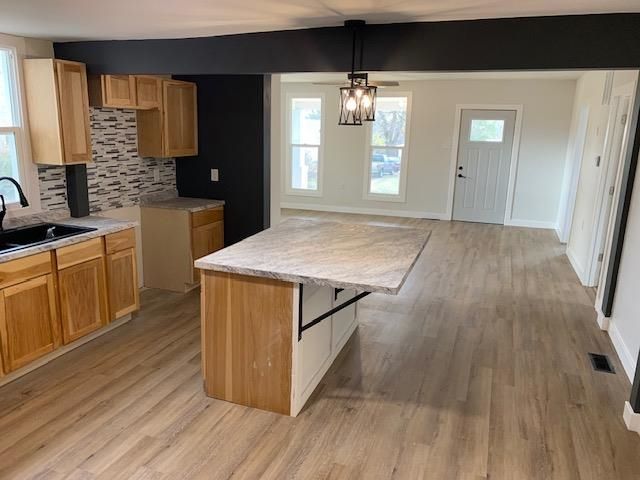 608 N Concord St, Minneapolis, KS 67467