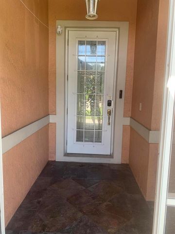 2215 Hypoluxo Rd Road, Lantana, FL 33462