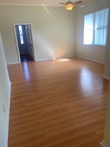 2215 Hypoluxo Rd Road, Lantana, FL 33462