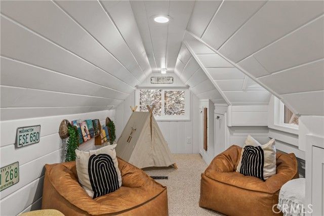 1149 Scenic Wy, Rimforest, CA 92378